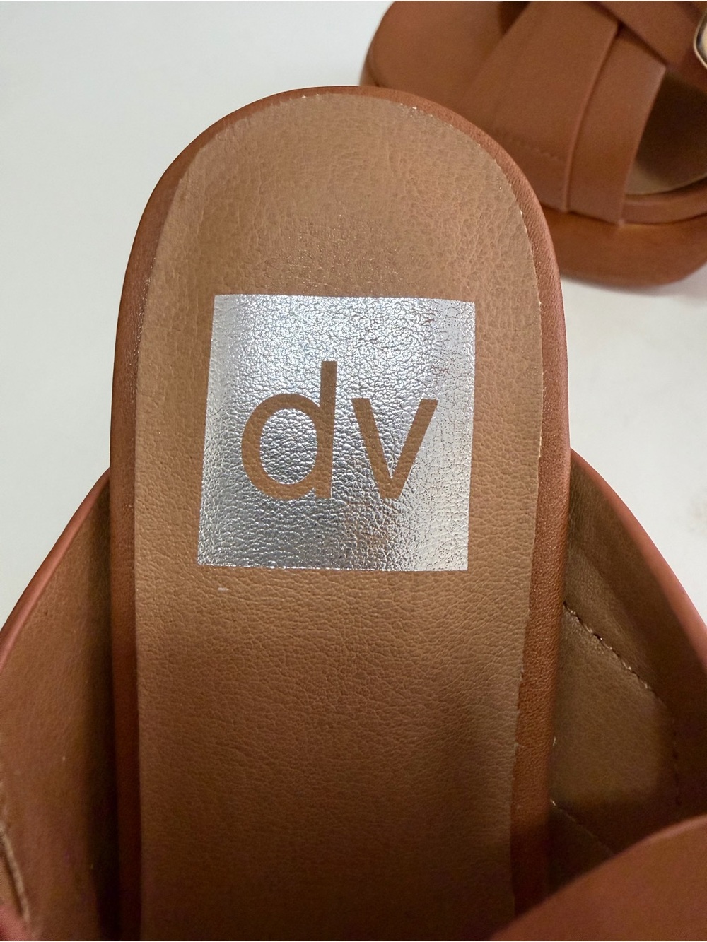 DV Dolce Vita Brown Cross-Strap Platform Block Heel Wood Sandals Buckle Cognac 6 - Picture 8 of 10